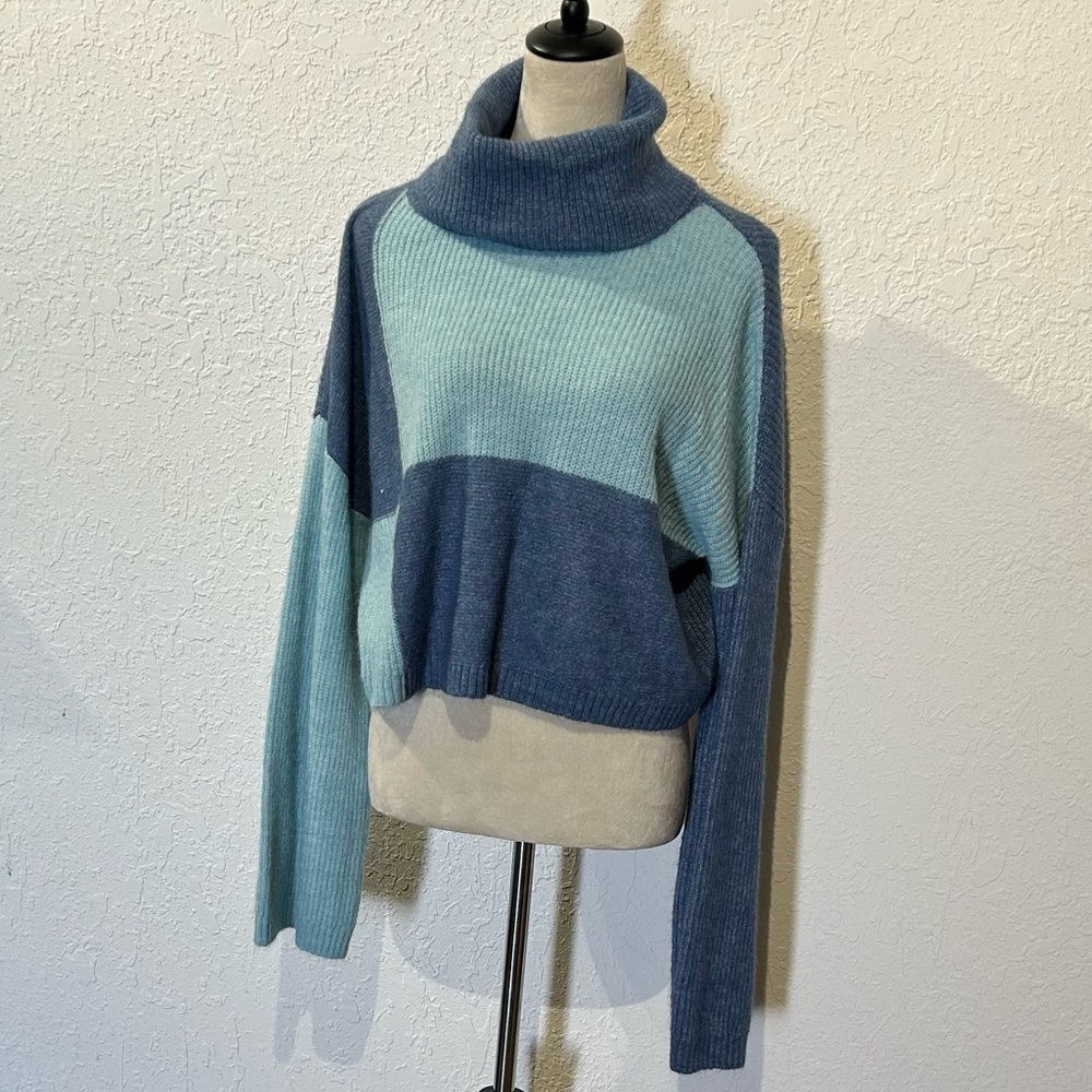 Wild Fable Women’s Sweater